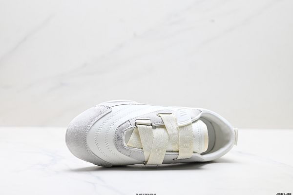 ADIDAS URBAN REVERIE 2025新款女生白色 舒適百搭 耐磨低幫 生活休閒鞋