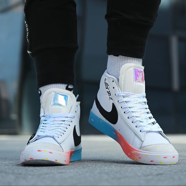 Nike 2021新款 開拓者高幫男女生板鞋 帶半碼