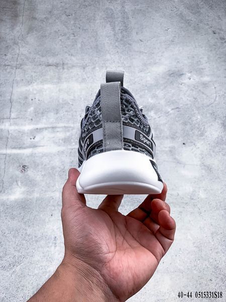 Adidas 2021新款 夏季新款輕便透氣男生運動休閑鞋