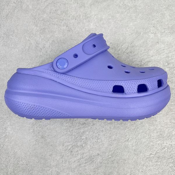 Crocs卡洛馳 Classic Clog 泡芙系列 女生夏季經典兩用沙灘洞洞鞋