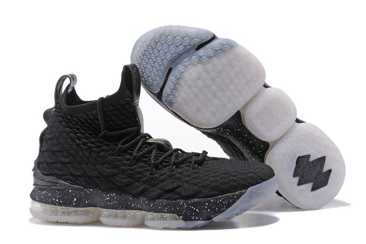 lebron xv 2017新款 詹姆斯15代编织鞋面全掌气垫男生篮球鞋 黑武士