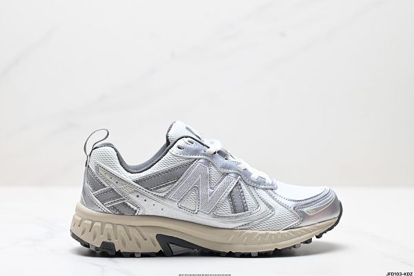 New Balance 410 2025新款男女運動鞋復古銀灰輕便透氣休閒老爹鞋