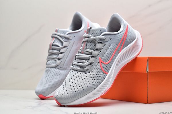 Nike Air Zoom Pegasus 38 2021新款 登月38代針織透氣男生運動跑步鞋