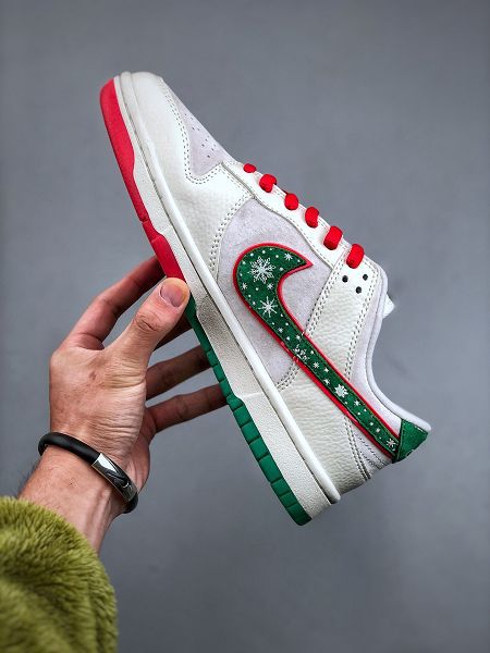 Nike SB Dunk Low UN聯名-聖誕節 周年高端定製 情侶款低幫休閒板鞋