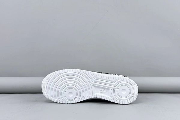 Nike AIR FORCE1 運動板鞋冬季新款膠底情侶鞋
