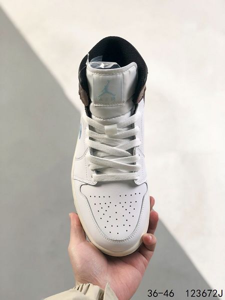 Nike Air Jordan 1 Mid 荔枝紋中高幫經典復古文化休閒運動籃球鞋