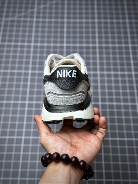Nike Phoeni x Waffle x Sacai x VaporWaffle 2023新款 華夫復古男女款運動休閒跑鞋