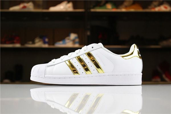 Adidas Originals SuperstarBlackWhite 經典貝殼頭系列低幫百休閒板鞋 2024新款男女鞋