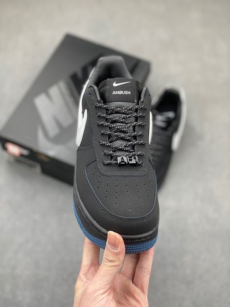 Nike AIR FORCE1 黑白色運動板鞋冬季新款膠底情侶鞋