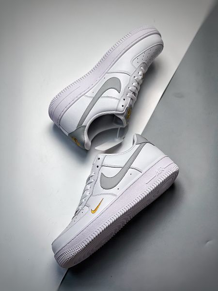 Nike Air Force 1 07 2021新款 空軍一號蜂窩氣墊板鞋