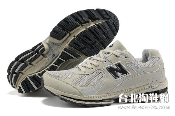 new balance 2012新款鞋子型录 纽巴伦总统跑鞋 灰白黑