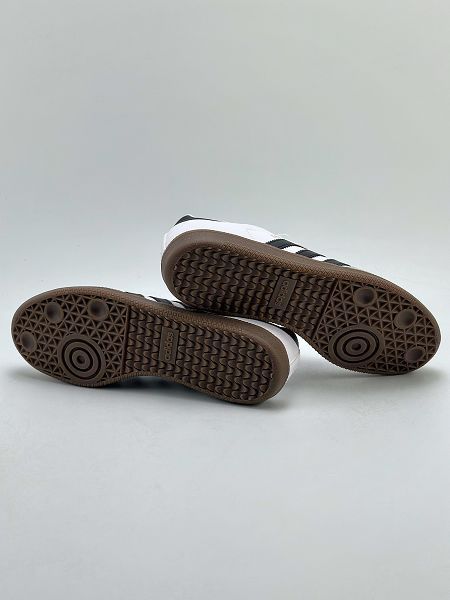 adidas originals Samba OG 白黑色經典情侶鞋
